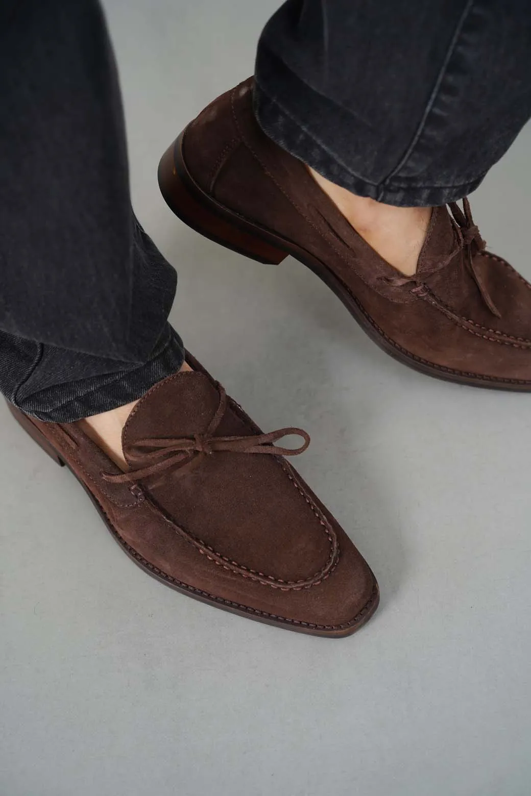 BOW LEATHER LOAFERS