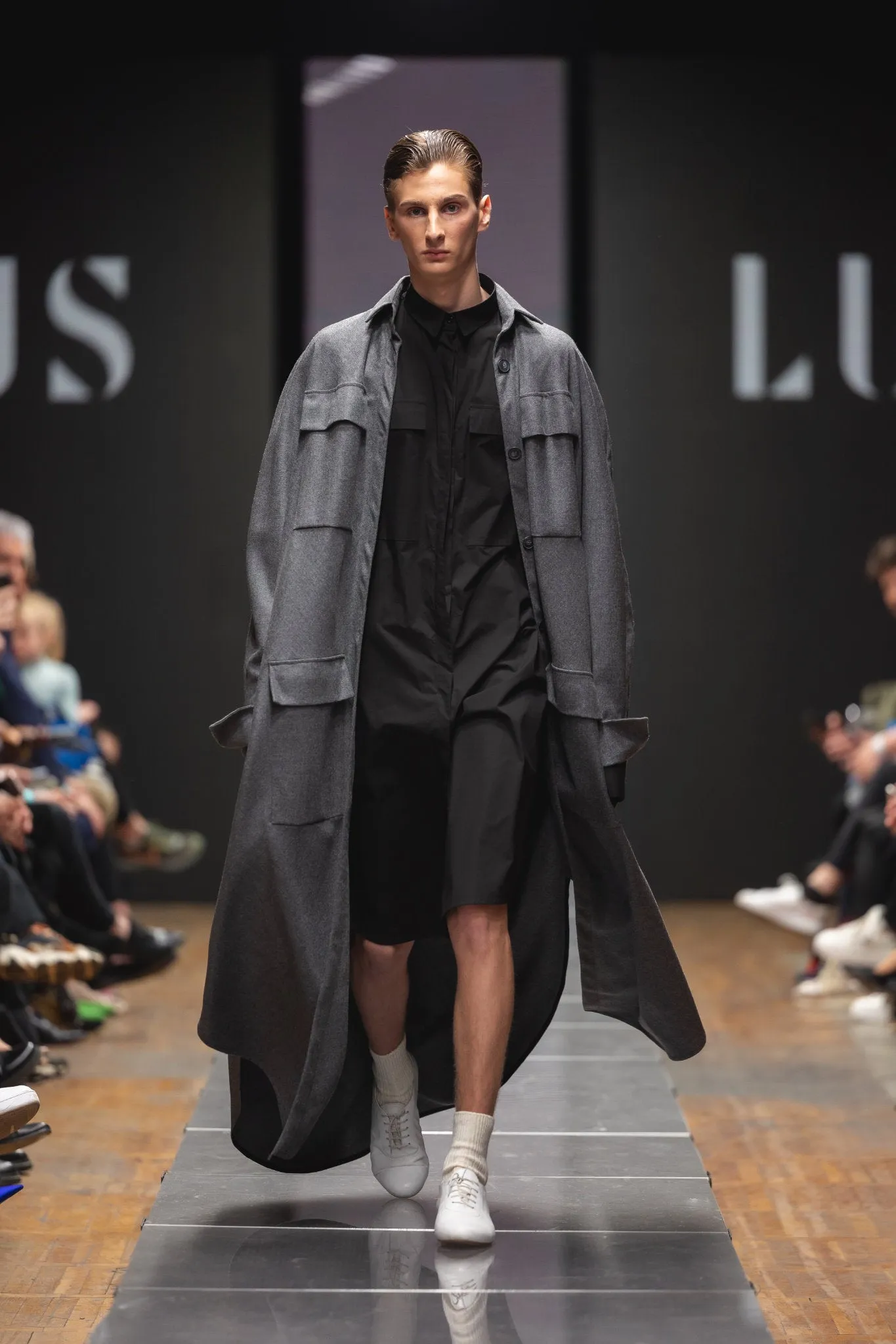 Elongated Wool Cloak Shirt