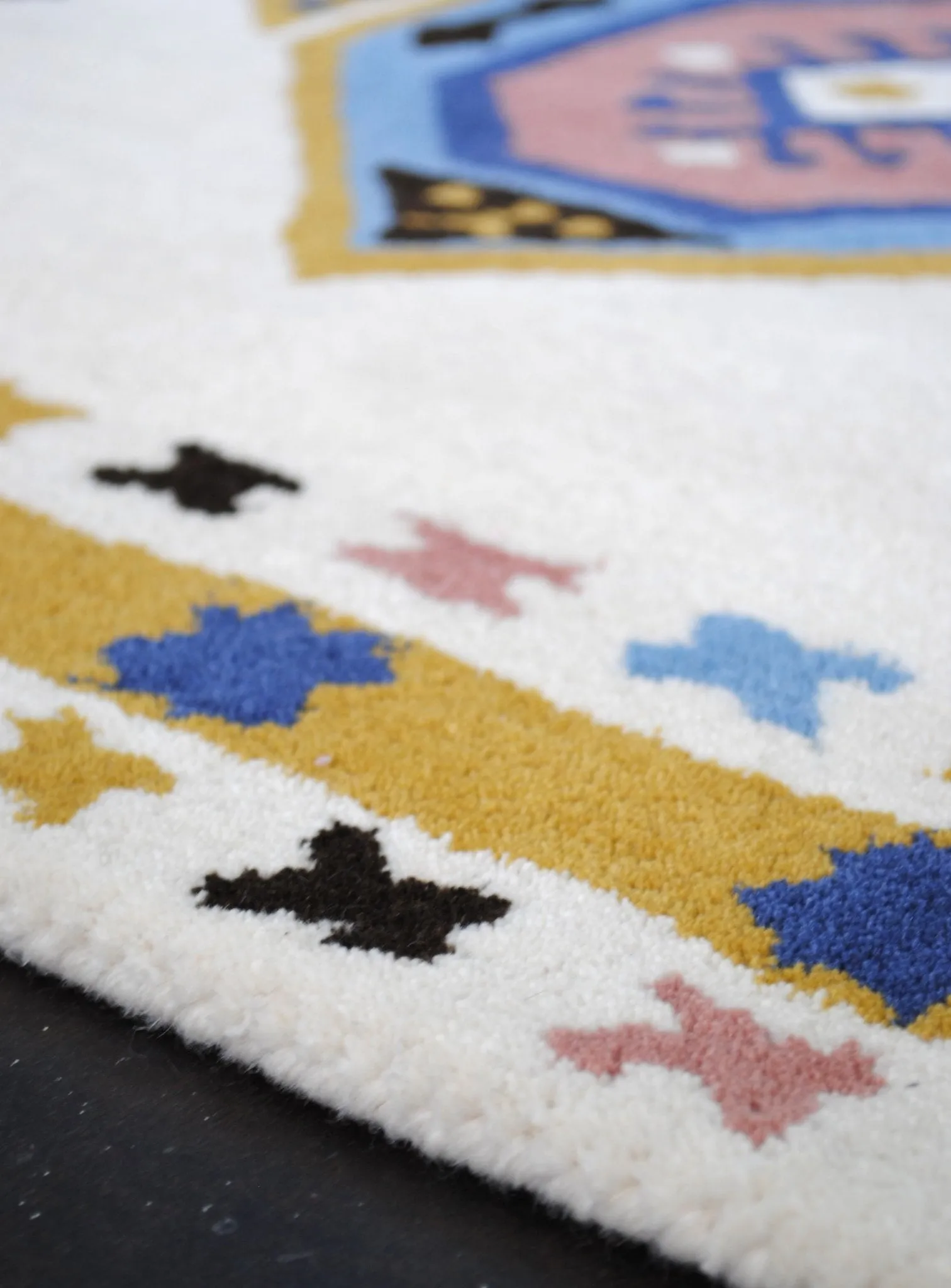 INGRID  HANDTUFTED WOOL CARPET