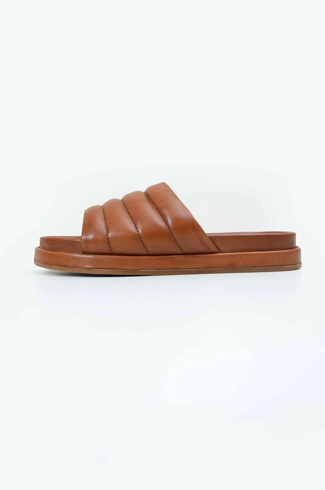 LEATHER COMFORT SLIDES